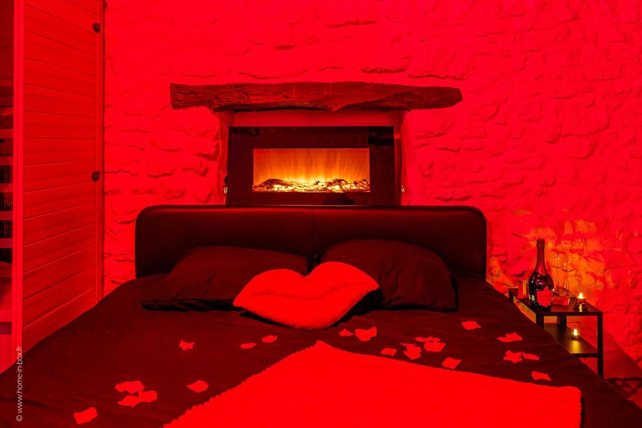 Étampes Love Room - Sauna - Secret Suite Au Calme מראה חיצוני תמונה