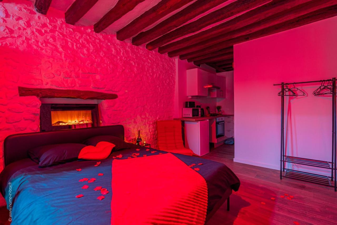 Étampes Love Room - Sauna - Secret Suite Au Calme מראה חיצוני תמונה